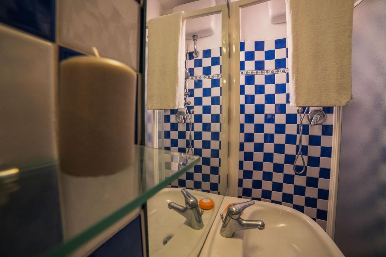 S1 - Serristori Tower Apt - Dolcevita Holiday Firenze Kültér fotó